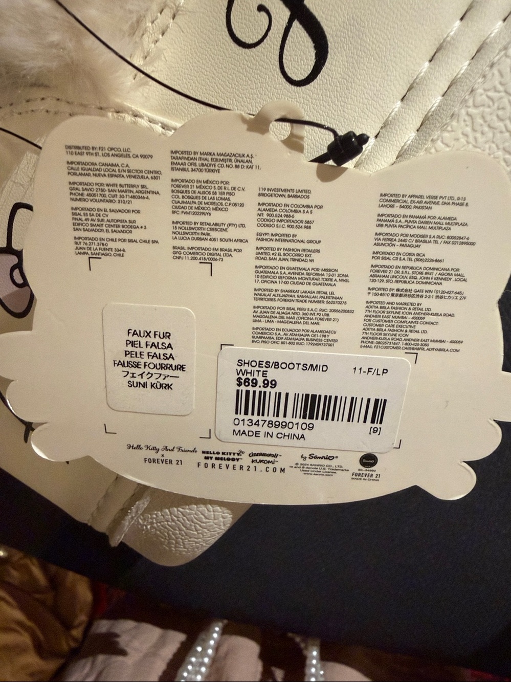 Hello Kitty MoonBoots!! - Picture 7 of 8